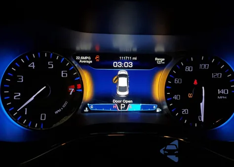 2015 Chrysler 200 S z USA, uszkodzony, nr VIN 1C3CCCBG1FN526007